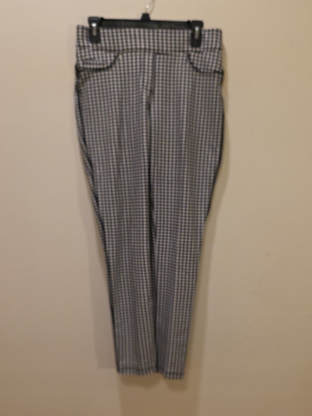 Women's Black & White Houndstooth Ponte Leggings